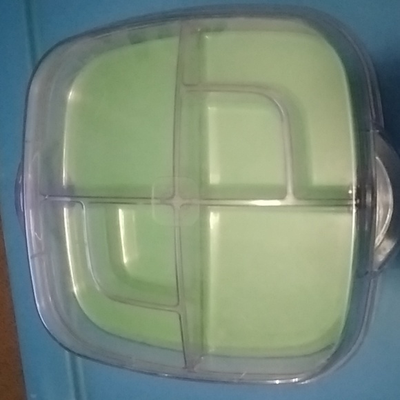 The Pampered Chef Cool & Serve Tray - Picture 1 of 6